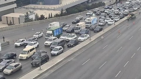 Hazırda tıxac olan yolların SİYAHISI