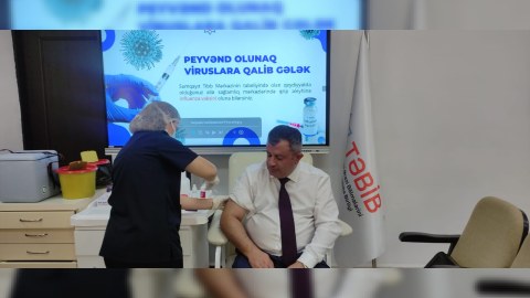 Sumqayıtda qripə qarşı vaksinasiya aparıldı - FOTOLAR