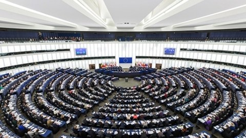 Avroparlamentdən Gürcüstan çağırışı - Seçkilər saxtalaşdırılsa...