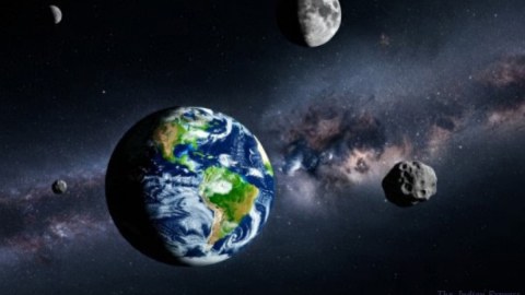 Yerin müvəqqəti peyki planetimizə yaxınlaşır