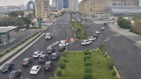 8 Noyabr prospektindəki məhdudiyyət aradan qaldırıldı