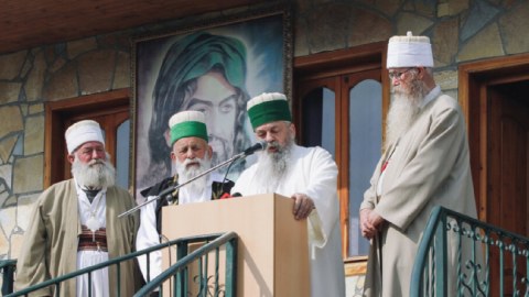 Müsəlmanlar Avropada yeni dövlət qurur - Vatikansayağı İslam ölkəsi