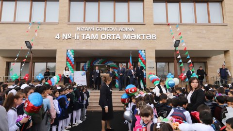 Nazir&nbsp;Xankəndidə ilk dərs günündə iştirak etdi - FOTO
