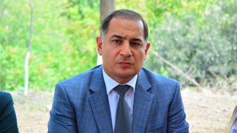 Baş nazir Azər Əmiraslanovu işdən çıxardı