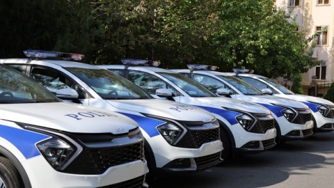 Polislərə yeni maşınlar verildi
