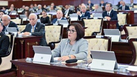 Milli Məclisin bugünkü iclasında nələr müzakirə edildi...