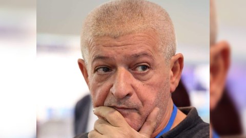 İstənilən yazıçının əsərini darmadağın edər