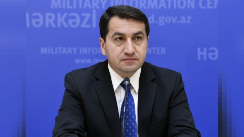 Hikmət Hacıyev Putinin nümayəndəsi ilə görüşdü