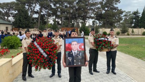 Qızım internetə baxıb dedi ki, ana, inşallah yalan olar! -&nbsp;Antiterror şəhidi ANILDI