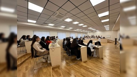 Qarabağ Universitetində tələbələr tədris prosesinə necə adaptasiya edilir?