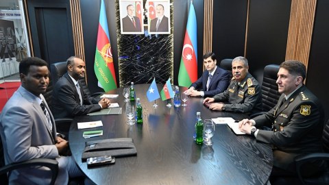 Zakir Həsənov həmkarı ilə müzakirə apardı&nbsp;
