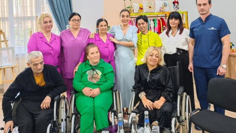Leyla Əliyeva sosial xidmət müəssisəsində - FOTOLAR
