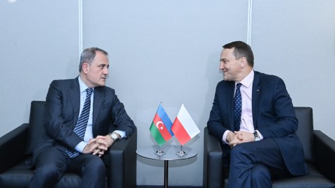 Ceyhun Bayramov polşalı həmkarı ilə görüşüb