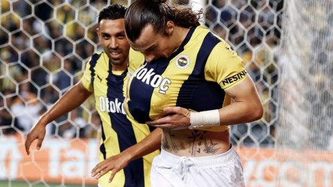"Fənərbaxça" qalib gəldi, "Beşiktaş" uduzdu