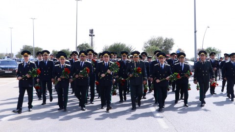 Baş Prokurorluğun rəhbərliyi Zəfər Parkında - FOTO