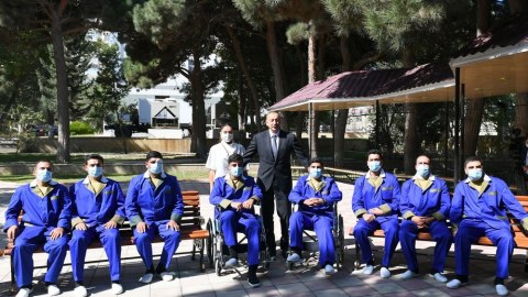 Zəfər xronikası: 30 sentyabrda Prezidentlə xanımı yaralı hərbçilərlə görüşüblər