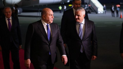 Mişustin İrəvana getdi