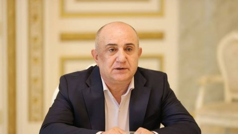 İrəvan Samvel Babayanı qondarma “Artsax” oyununa cəlb edir