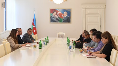Dövlət Komitəsində əcnəbi jurnalistlərlə görüş keçirilib - FOTO