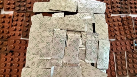 İrandan Rusiyaya göndərilən 10 min narkotik həb gömrükdə yaxalandı