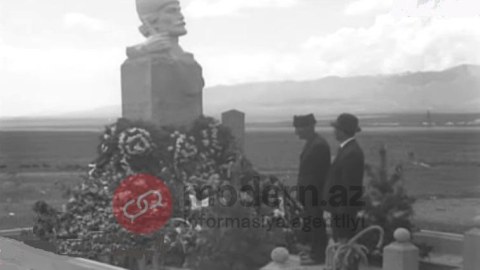Aşıq Ələsgərin qaçqın düşməsi və dağıdılan HEYKƏLİ
