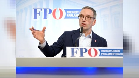 Avropada ifrat sağın yüksəlişi:&nbsp;Avstriyada radikalların seçki QƏLƏBƏSİ