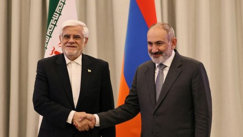 Paşinyan İranın vitse-prezidenti ilə görüşdü