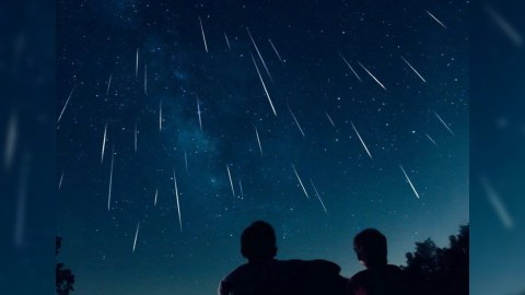 Bu tarixədək meteor yağışı olacaq