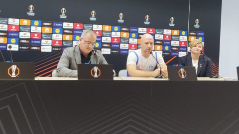 "Qarabağ" doğma meydanda çox yaxşı oynayır"