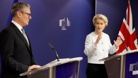 Starmer Ursula fon der Lyayen ilə görüşüb