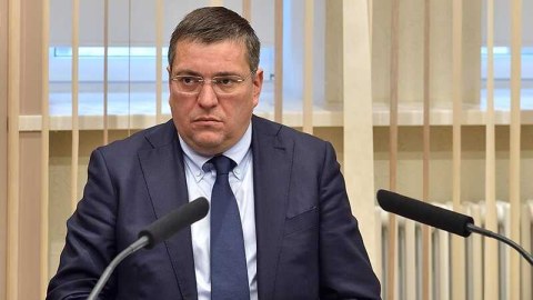 Sabiq nazir məhkəmədə təqsirini BOYNUNA ALDI