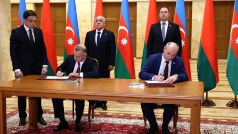 Azərbaycanla Belarus səhiyyə sahəsində “Yol Xəritəsi” imzaladı - FOTO