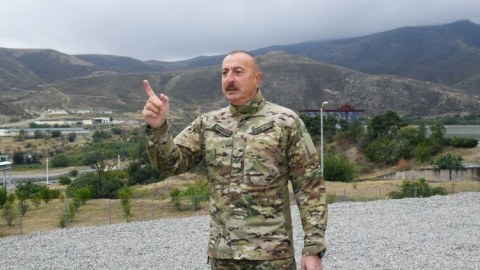 Ali Baş Komandandan xəbərdarlıq: "Dayandırın bu təhlükəli oyunları!&rdquo;&nbsp;