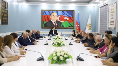 Gəncə Dövlət Universitetində Müəllimlər Günü qeyd edilib