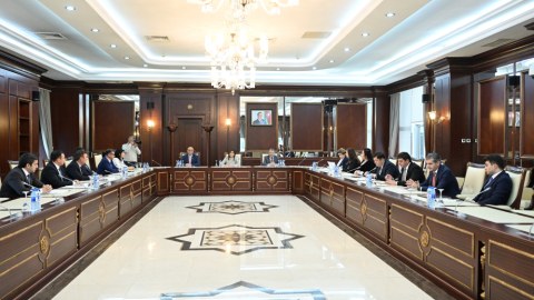 Parlamentdə daha bir komitə TOPLAŞDI