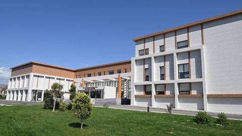Cəbrayıldakı məktəbdə pedoqoji heyət formalaşıb - Rəsmi