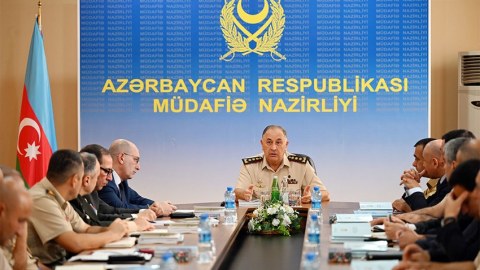 Zakir Həsənov əmr imzaladı - Baş Qərargah rəisi vəzifəli şəxsləri topladı