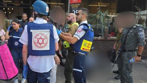 İsraildə terror - 1 ölü, 11 yaralı