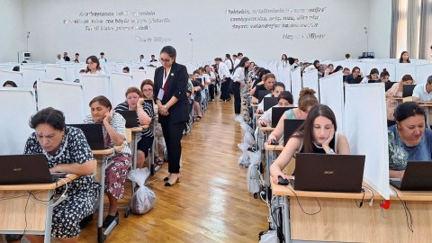 DİM xanımları işə dəvət edir