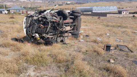 Ermənistanda yol qəzası: 1 ölü, 8 yaralı