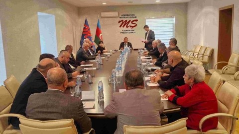 Mətbuat Şurasının İdarə Heyətinin iclası keçirildi - FOTOLAR