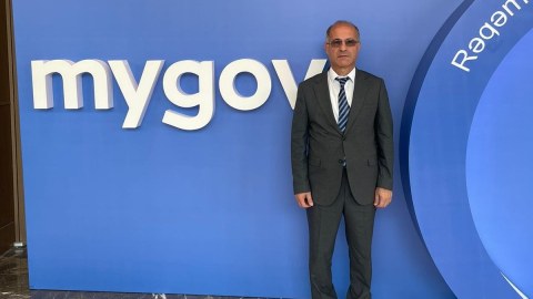 Nazirliyin mətbuat katibi işdən çıxdı