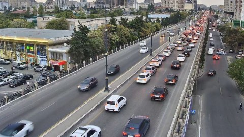 Bakıda yenə tıxac var 