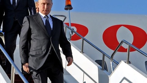Putin Türkmənistanda səfərdədir