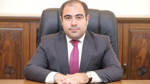Nazir müavini istefa verdi