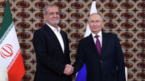 Putin Pezeşkianla nələri MÜZAKİRƏ ETDİ...