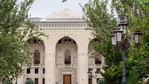 ADY: Dəmir yolunda təbii fəlakətin fəsadları aradan qaldırılıb