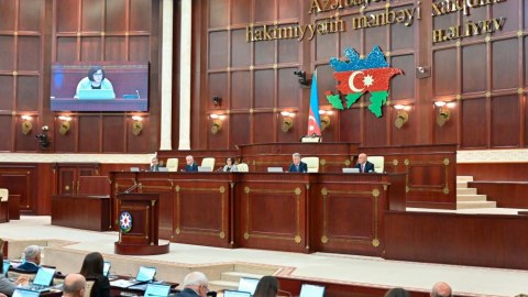 Parlamentin növbəti iclası: tarix və gündəlik