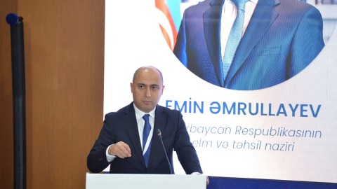 Nazir din təhsilindən danışdı: "Şəxsi fikirləri əsasında aparılmamalıdır"