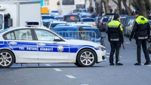 Polisdən bağlanacaq yollarla bağlı sürücülərə müraciət